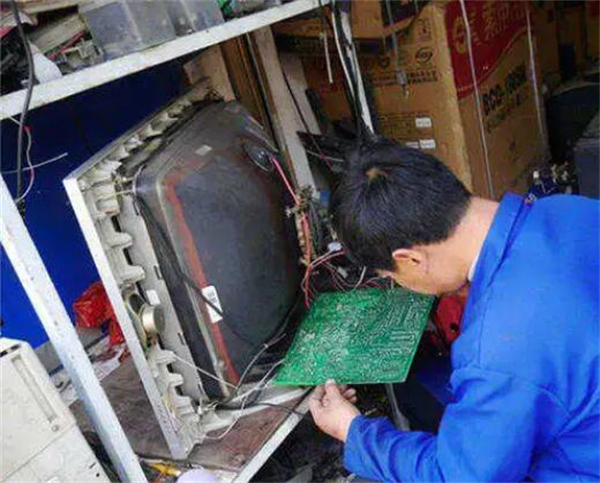 家电维修小妙招 省钱又省心的实用指南